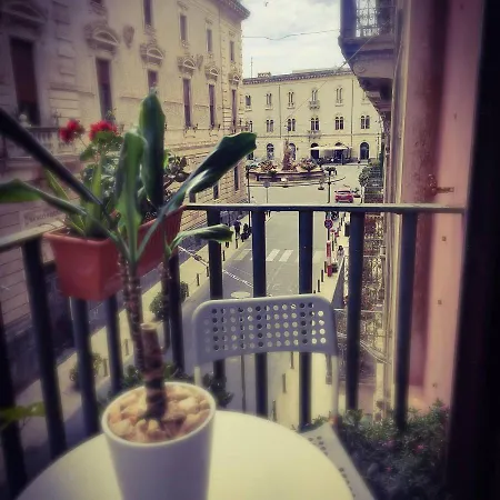Matteotti 21 Rooms * Syrakuzy